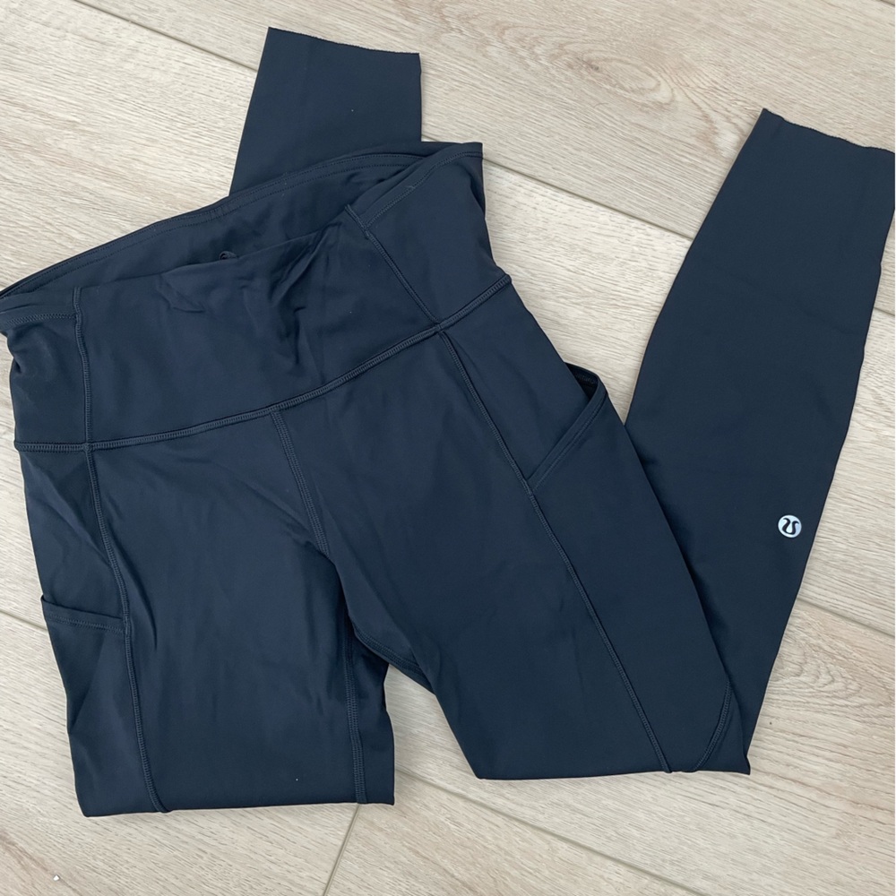 Lululemon Fast & Free Tight (Size 6, Black)